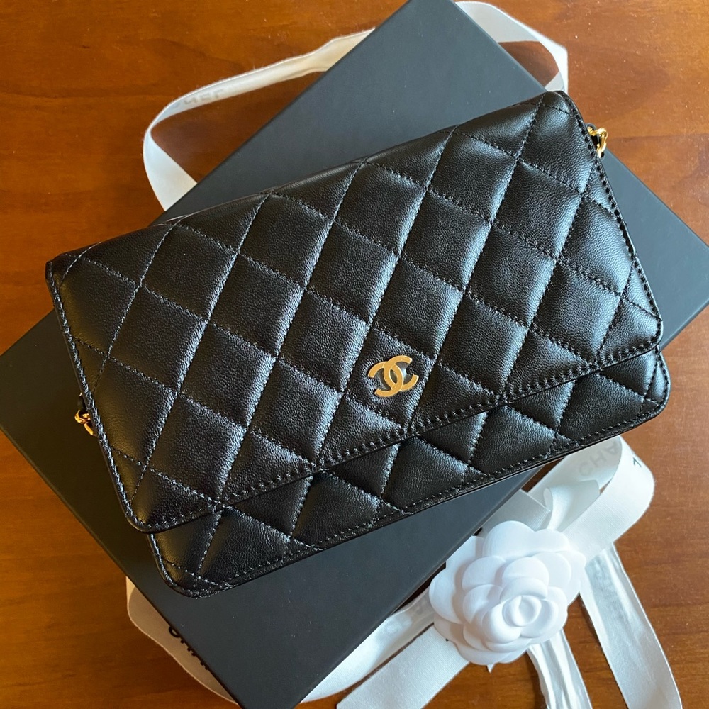 Chanel Classic Wallet on Chain Lamp skin